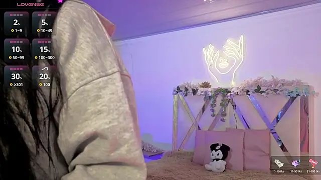 hina tay online show from March 2026 03:12:02 AM