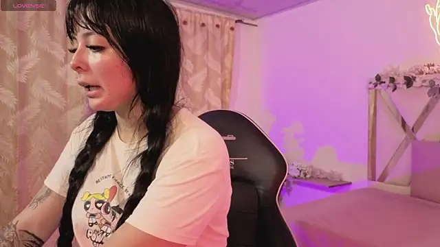 hina tay online show from March 2026 03:33:02 AM