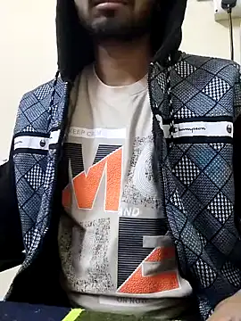 Snapshot of hotboy22 chatting on December 2024 09:39:01 AM hotboy22 online show from December 2024 09:39:01 AM