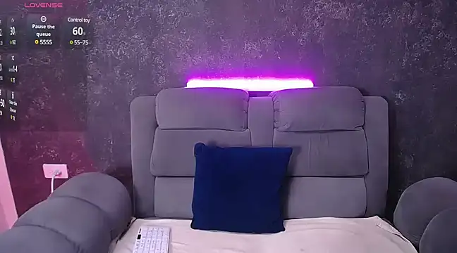 Snapshot of hannaa_jhoonson chatting on December 2024 06:42:02 PM hannaa jhoonson online show from December 2024 06:42:02 PM