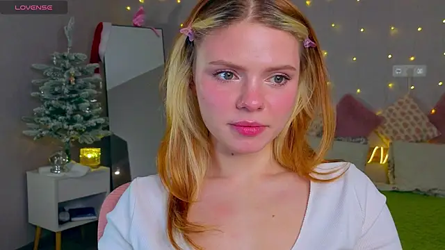 Red  Candy online show from January 2026 03:03:01 PM