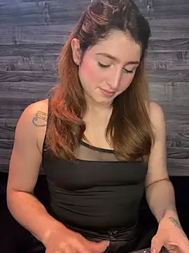 kamel-ayesha online show from January 2025 01:40:02 PM