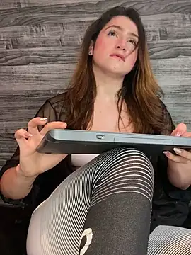 kamel-ayesha online show from January 2025 06:37:02 PM