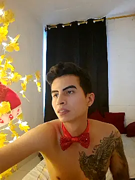 Velk hot online show from December 2024 10:13:01 PM