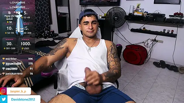 Snapshot of cJuan111 chatting on February 2025 04:45:02 PM cJuan111 online show from February 2025 04:45:02 PM