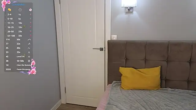 emilia walton online show from March 2025 04:13:01 AM