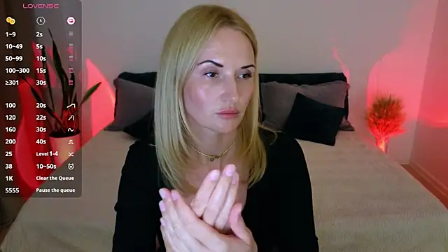 Snapshot of AlisssaRose chatting on September 2025 07:05:01 PM AlisssaRose online show from September 2025 07:05:01 PM