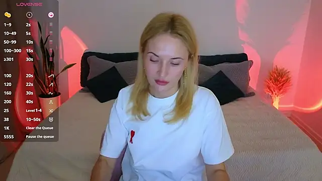 Snapshot of AlisssaRose chatting on November 2025 10:53:02 PM AlisssaRose online show from November 2025 10:53:02 PM