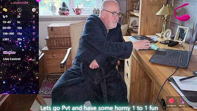 Adamdaddybear online show from March 2026 07:20:02 AM