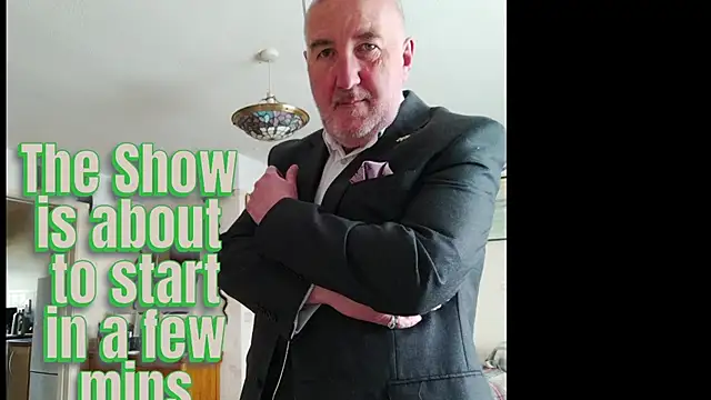 Adamdaddybear online show from June 2026 07:34:01 AM
