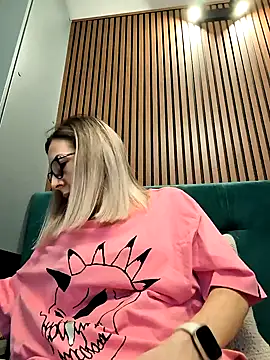 SukyGirl online show from December 2024 04:44:02 AM