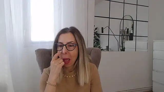 SukyGirl online show from January 2025 10:32:02 AM