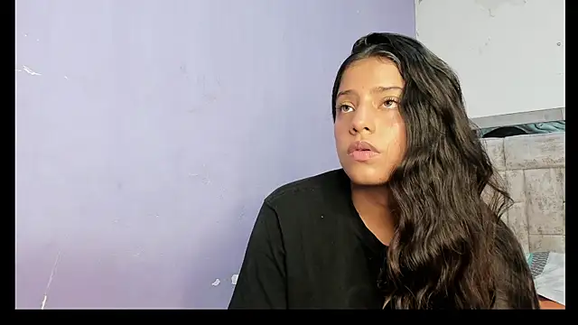 Snapshot of ReisheII_Andersom chatting on January 2026 10:22:02 PM ReisheII Andersom online show from January 2026 10:22:02 PM