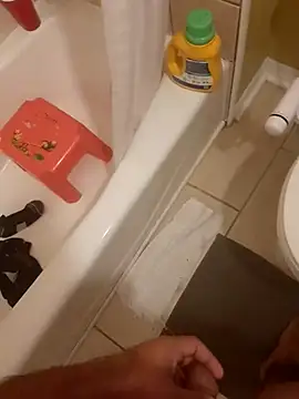 cryptoman1119 online show from December 2024 01:31:02 PM