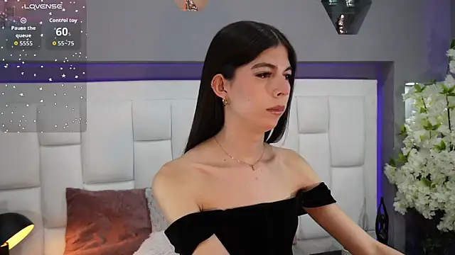 Snapshot of CuteAri chatting on September 2025 08:45:02 PM CuteAri online show from September 2025 08:45:02 PM