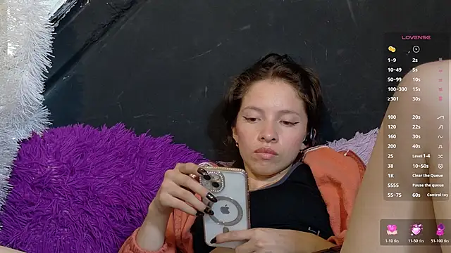 sweetdam12 online show from March 2026 08:32:01 PM