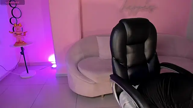 CarlaSmithX online show from February 2025 03:24:02 AM