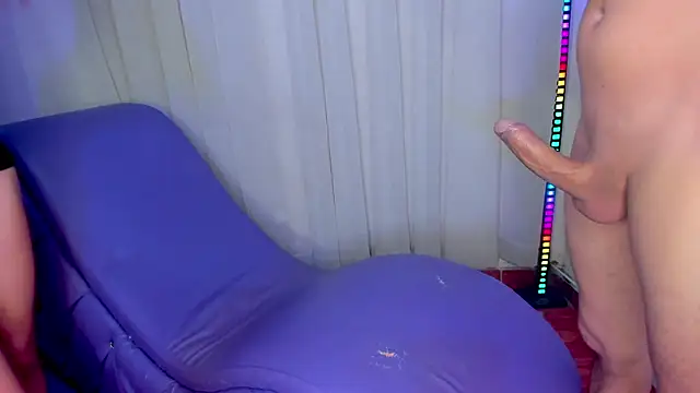 Yourslust  online show from December 2025 02:12:02 PM