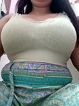 Snapshot of cute-mahek chatting on November 2025 12:20:01 PM cute-mahek online show from November 2025 12:20:01 PM