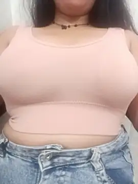 Snapshot of cute-mahek chatting on April 2026 06:46:01 PM cute-mahek online show from April 2026 06:46:01 PM