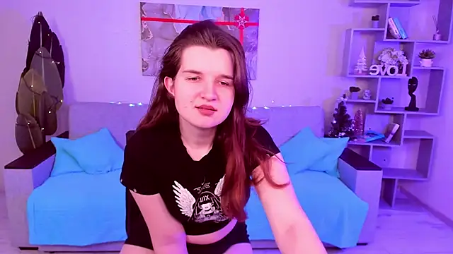 Snapshot of BonneyLove chatting on January 2025 05:30:02 PM BonneyLove online show from January 2025 05:30:02 PM