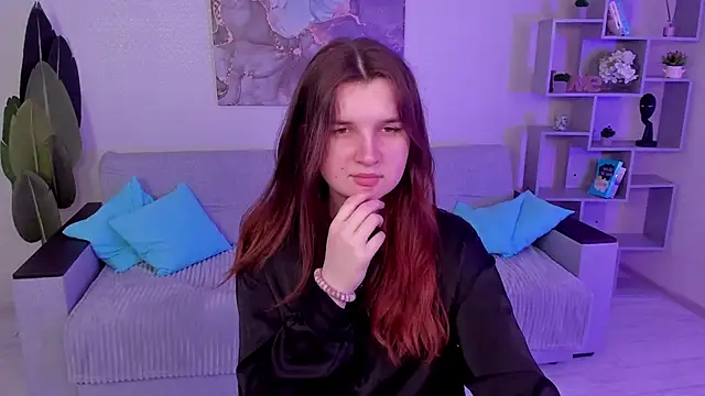 Snapshot of BonneyLove chatting on March 2025 05:28:01 PM BonneyLove online show from March 2025 05:28:01 PM