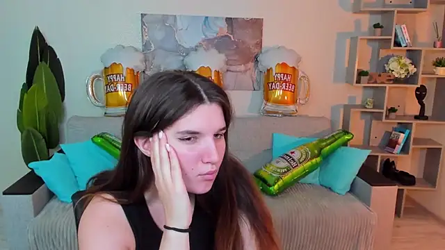 Snapshot of BonneyLove chatting on September 2025 05:35:01 PM BonneyLove online show from September 2025 05:35:01 PM