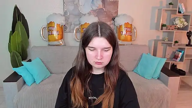 Snapshot of BonneyLove chatting on September 2025 05:38:01 PM BonneyLove online show from September 2025 05:38:01 PM