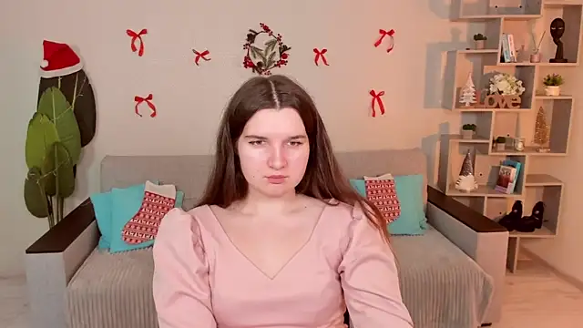 Snapshot of BonneyLove chatting on December 2025 05:32:01 PM BonneyLove online show from December 2025 05:32:01 PM