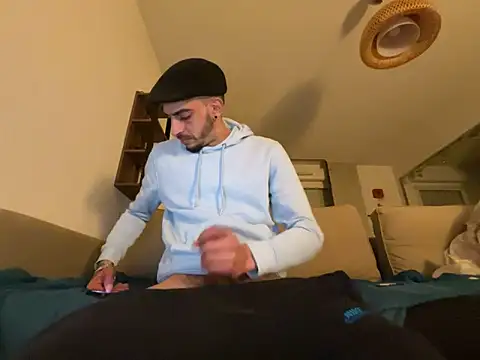 Rebeu313 online show from March 2025 12:18:02 AM