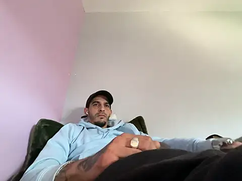 Rebeu313 online show from February 2026 03:26:02 PM