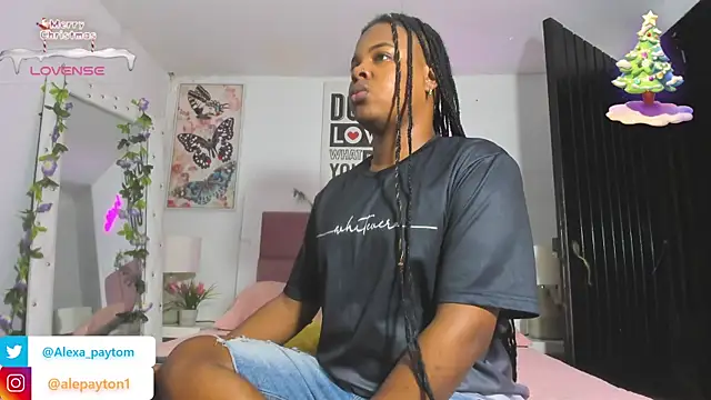 Snapshot of Alexa_paytom1 chatting on December 2024 11:42:02 PM Alexa paytom1 online show from December 2024 11:42:02 PM