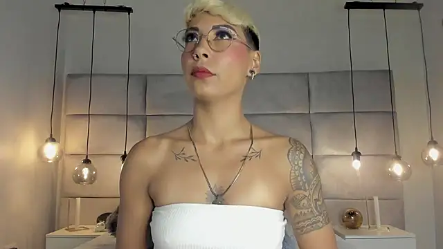 MiaMorgan  online show from January 2025 12:02:02 PM