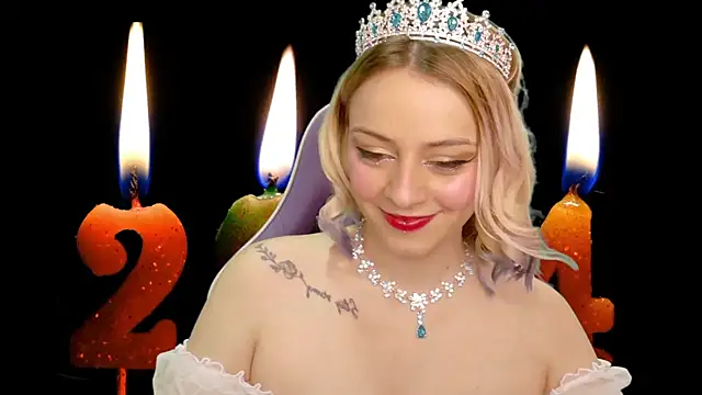 Snapshot of Dolce--Mia---Bianchi__07 chatting on January 2025 02:41:01 AM Dolce--Mia---Bianchi 07 online show from January 2025 02:41:01 AM