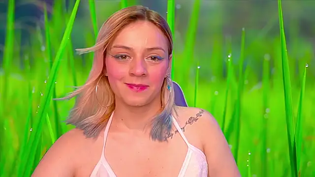 Snapshot of Dolce--Mia---Bianchi__07 chatting on January 2025 11:09:01 PM Dolce--Mia---Bianchi 07 online show from January 2025 11:09:01 PM