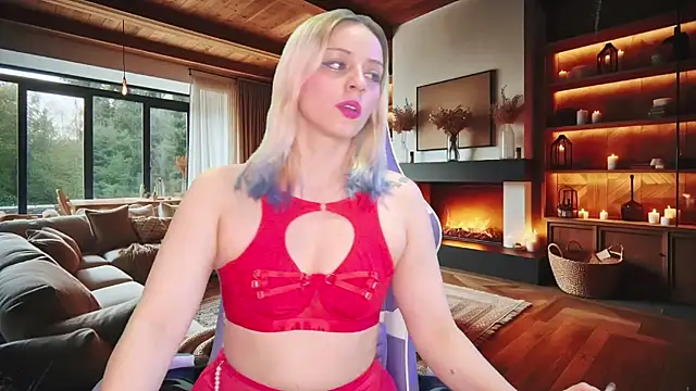 Snapshot of Dolce--Mia---Bianchi__07 chatting on January 2025 09:08:01 PM Dolce--Mia---Bianchi 07 online show from January 2025 09:08:01 PM