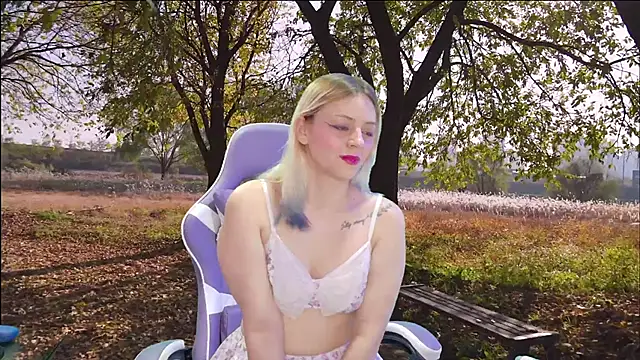 Snapshot of Dolce--Mia---Bianchi__07 chatting on January 2025 12:06:01 AM Dolce--Mia---Bianchi 07 online show from January 2025 12:06:01 AM