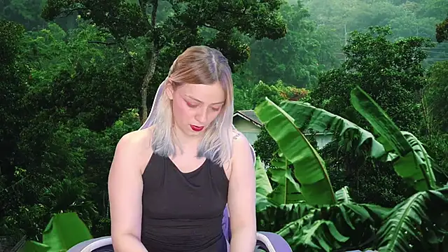 Snapshot of Dolce--Mia---Bianchi__07 chatting on January 2025 02:31:02 AM Dolce--Mia---Bianchi 07 online show from January 2025 02:31:02 AM