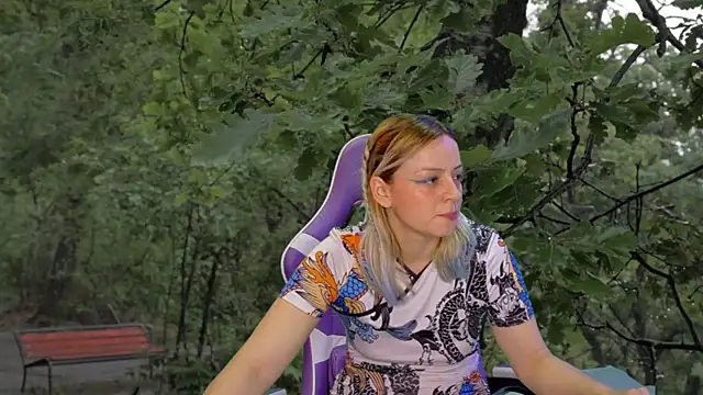 Snapshot of Dolce--Mia---Bianchi__07 chatting on January 2025 03:01:02 AM Dolce--Mia---Bianchi 07 online show from January 2025 03:01:02 AM