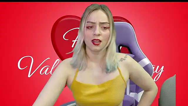 Snapshot of Dolce--Mia---Bianchi__07 chatting on February 2025 01:55:01 AM Dolce--Mia---Bianchi 07 online show from February 2025 01:55:01 AM