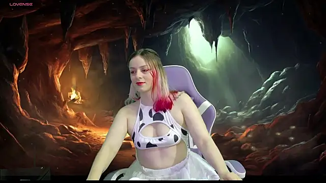 Snapshot of Dolce--Mia---Bianchi__07 chatting on February 2025 10:09:01 PM Dolce--Mia---Bianchi 07 online show from February 2025 10:09:01 PM