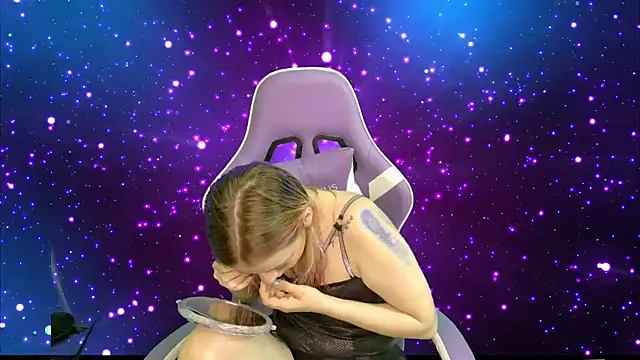 Snapshot of Dolce--Mia---Bianchi__07 chatting on February 2025 05:04:02 AM Dolce--Mia---Bianchi 07 online show from February 2025 05:04:02 AM