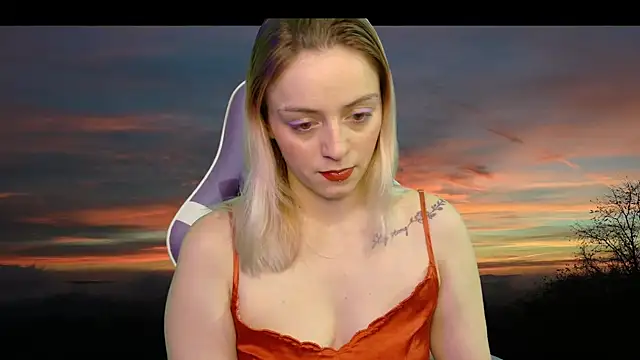 Snapshot of Dolce--Mia---Bianchi__07 chatting on March 2025 10:35:02 AM Dolce--Mia---Bianchi 07 online show from March 2025 10:35:02 AM