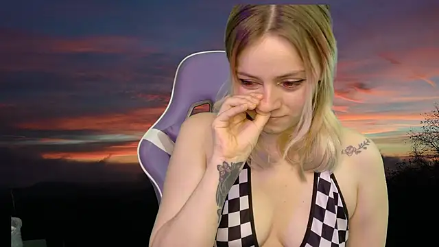 Snapshot of Dolce--Mia---Bianchi__07 chatting on March 2025 07:23:02 AM Dolce--Mia---Bianchi 07 online show from March 2025 07:23:02 AM