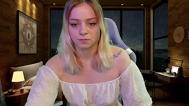 Snapshot of Dolce--Mia---Bianchi__07 chatting on March 2025 04:35:02 PM Dolce--Mia---Bianchi 07 online show from March 2025 04:35:02 PM