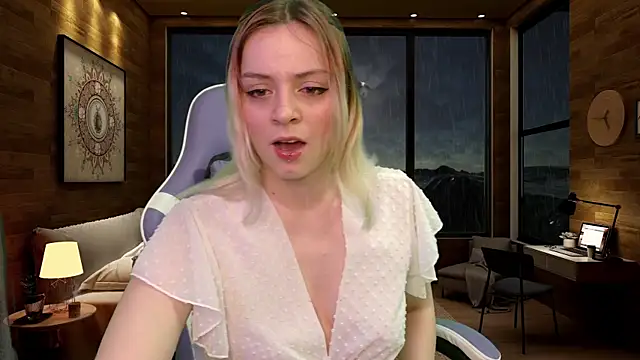 Snapshot of Dolce--Mia---Bianchi__07 chatting on March 2025 04:23:01 PM Dolce--Mia---Bianchi 07 online show from March 2025 04:23:01 PM