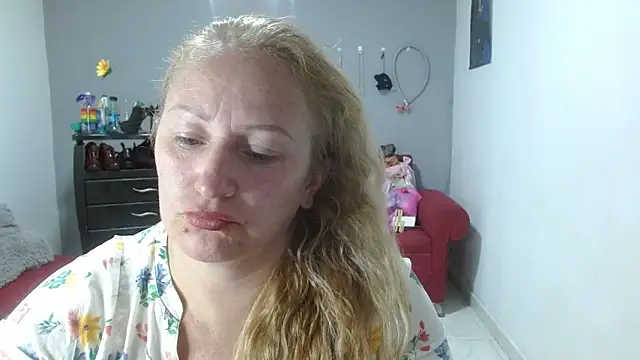 emperabigbootybigass online show from January 2025 06:21:01 PM