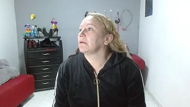 emperabigbootybigass online show from February 2025 12:11:02 PM