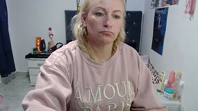 emperabigbootybigass online show from May 2026 12:40:02 AM