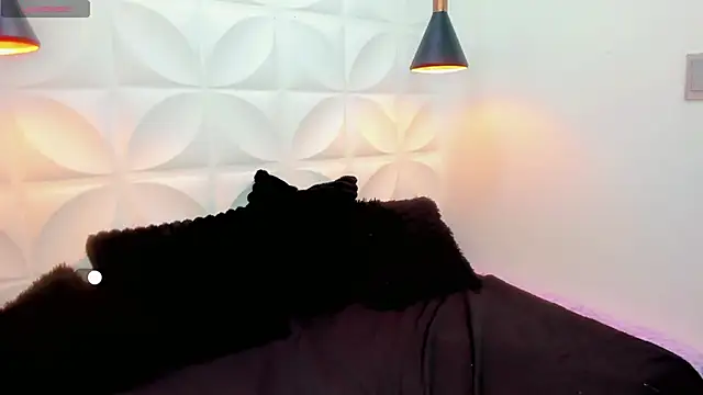 Snapshot of samy__milf chatting on May 2026 07:22:02 PM samy milf online show from May 2026 07:22:02 PM